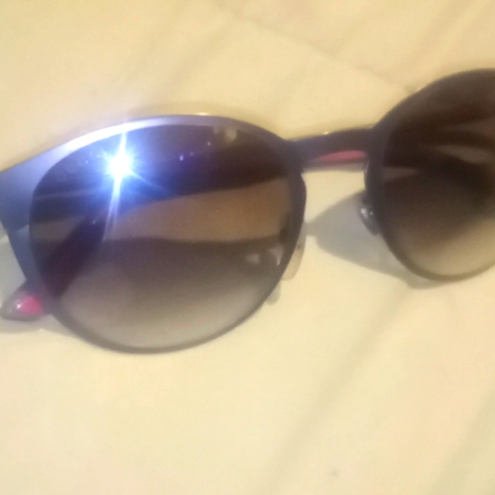 Gucci shades